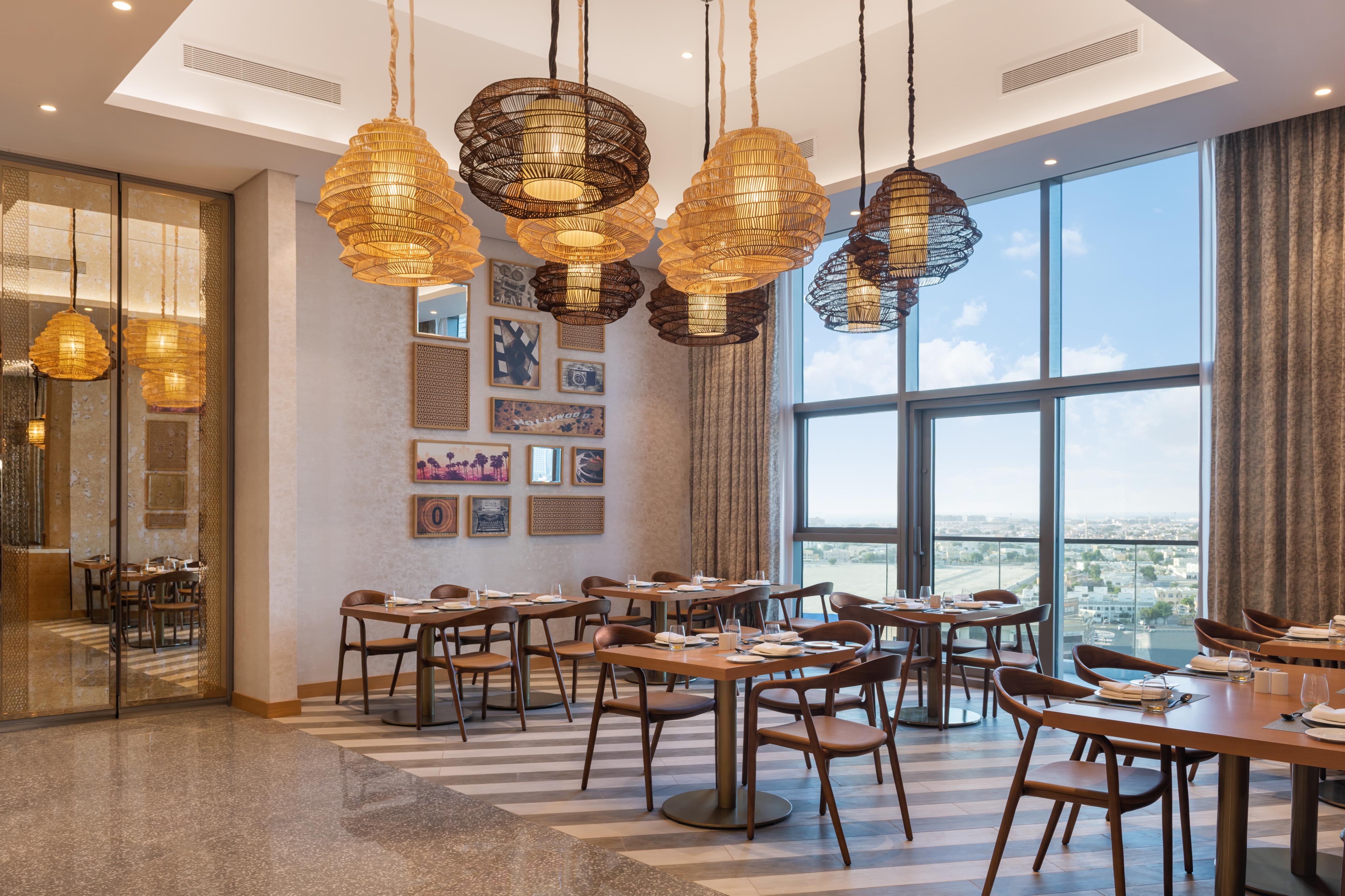 Paramount Hotel Midtown Dubai Ngoại thất bức ảnh The restaurant