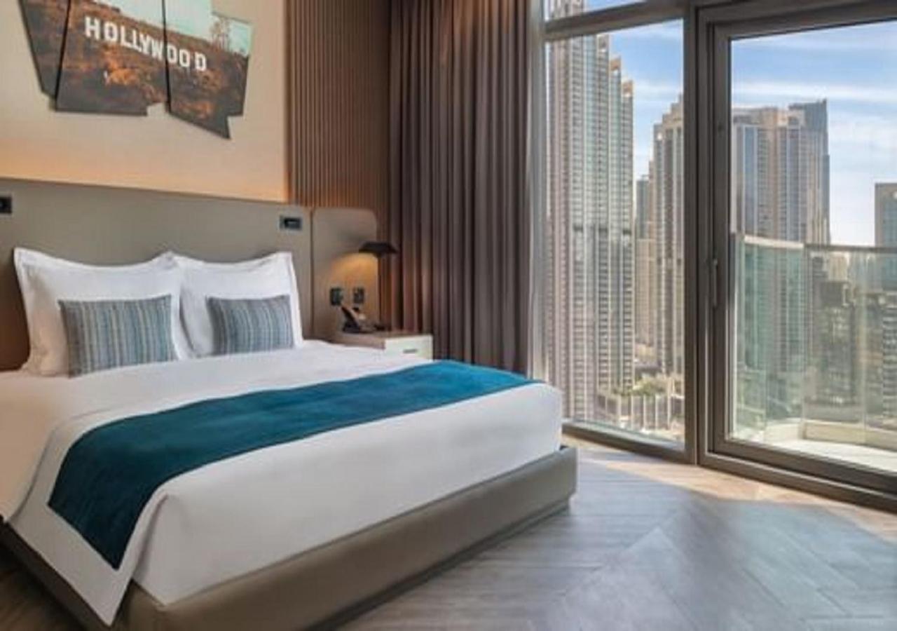 Paramount Hotel Midtown Dubai Ngoại thất bức ảnh A bedroom at the hotel